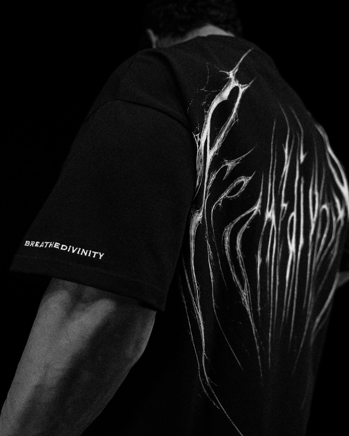 Breathedivinity Oversized T-Shirt Eclipse Void Black